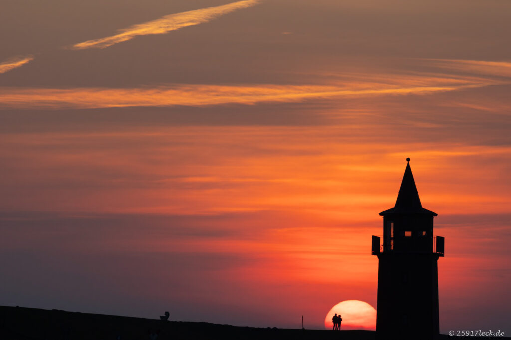 Sonnenuntergang am Dagebüller Leuchtturm